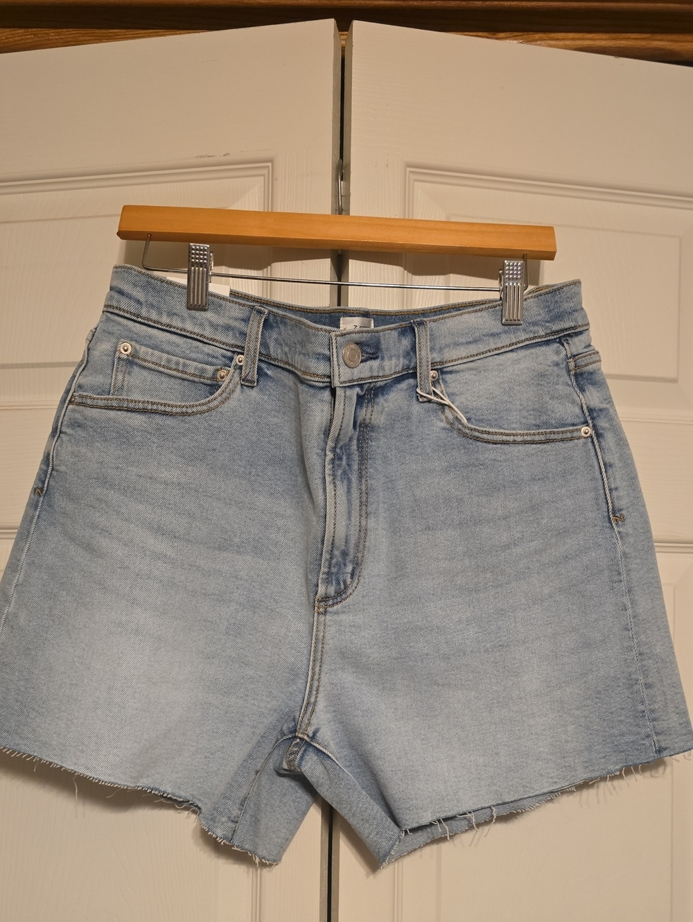 BRAND NEW Z Supply Light Blue Denim Cutoff Shorts